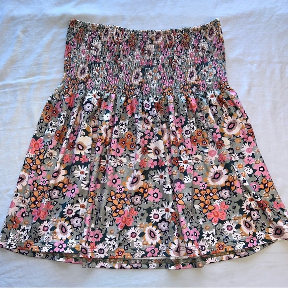 Tops - Strapless Floral Tube Top